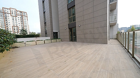 For Sale Largest 3+1 in the Region: 243m² Gross with Private Garden Terrace