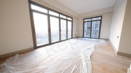 Photo of a stylish and modern bedroom.