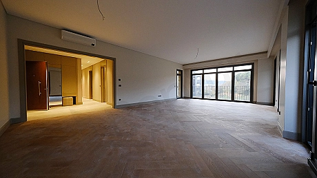 Spacious and bright living room.