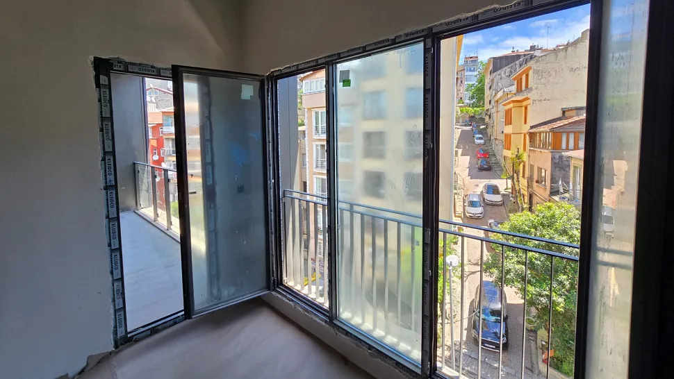 Grand 3+1 Duplex with a Panoramic Terrace and 4 Bathrooms in Beşiktaş
