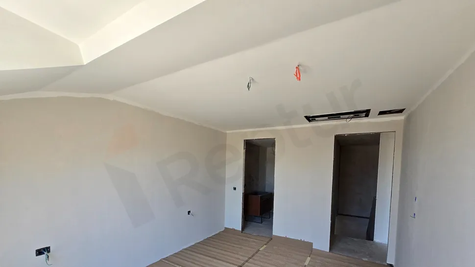 Grand 3+1 Duplex with a Panoramic Terrace and 4 Bathrooms in Beşiktaş