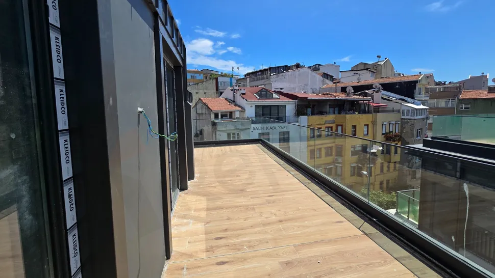 Grand 3+1 Duplex with a Panoramic Terrace and 4 Bathrooms in Beşiktaş
