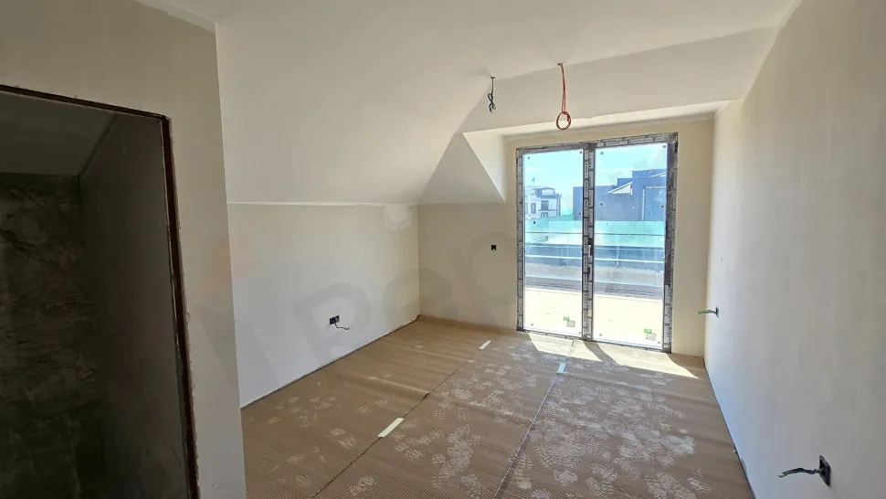 Grand 3+1 Duplex with a Panoramic Terrace and 4 Bathrooms in Beşiktaş
