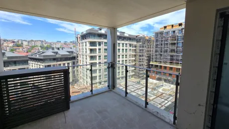 High-End 4+1 Family Apartment with an Independent Kitchen in Beşiktaş