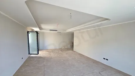 High-End 4+1 Family Apartment with an Independent Kitchen in Beşiktaş