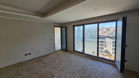 High-End 4+1 Family Apartment with an Independent Kitchen in Beşiktaş