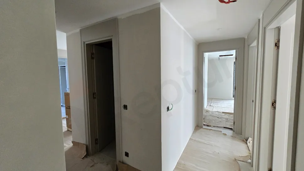 High-End 4+1 Family Apartment with an Independent Kitchen in Beşiktaş
