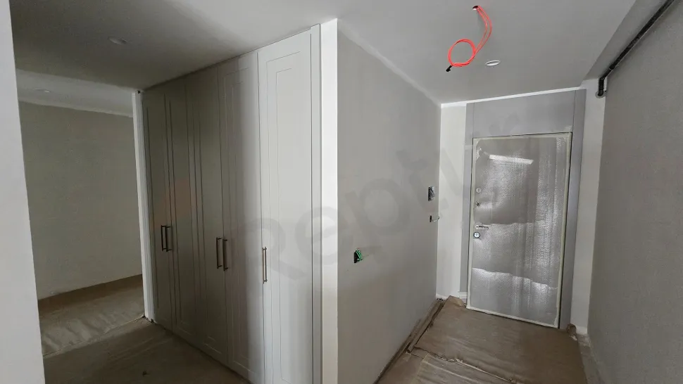 High-End 4+1 Family Apartment with an Independent Kitchen in Beşiktaş