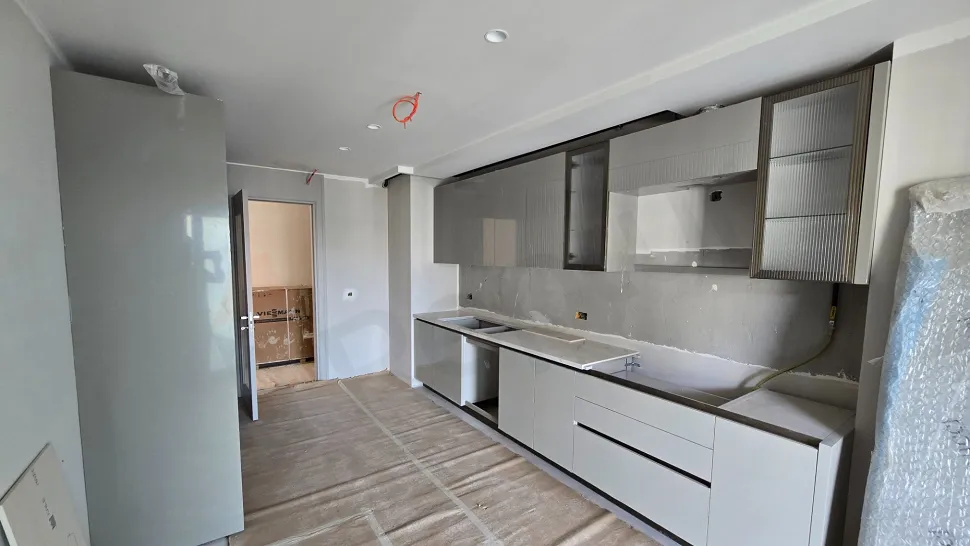 High-End 4+1 Family Apartment with an Independent Kitchen in Beşiktaş