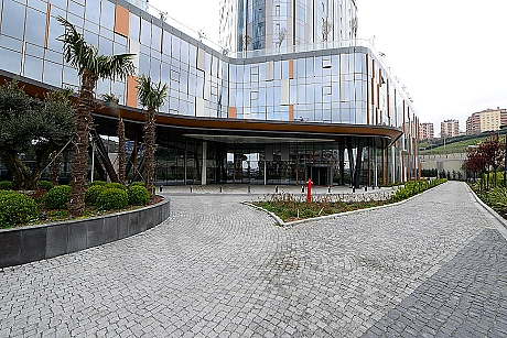 For sale apartment in Sariyer with green garden view