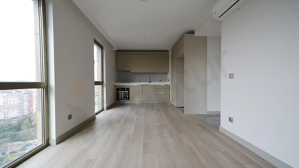 Image of a bright living room.