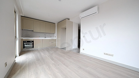 Image of a modern kitchen.