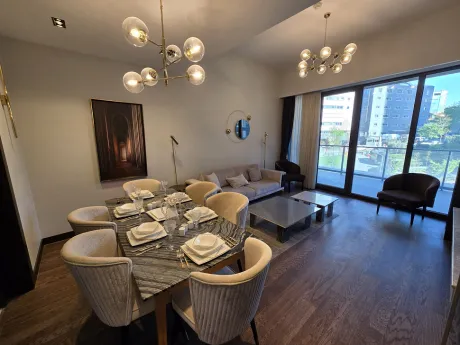 King-Size 1+1 Residence with a Large Garden-View Balcony