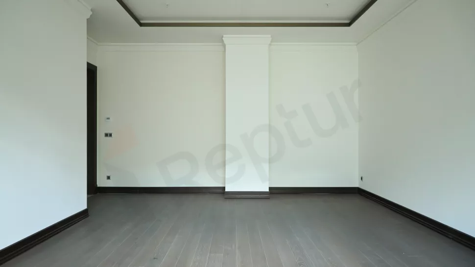 Spacious Beyoğlu Apartment in Istanbul with Luxury Complex Facilities