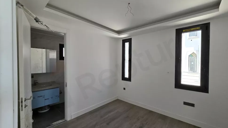 Modern Bodrum 1-Bedroom Apartment with Pool - Residence Permit Ready