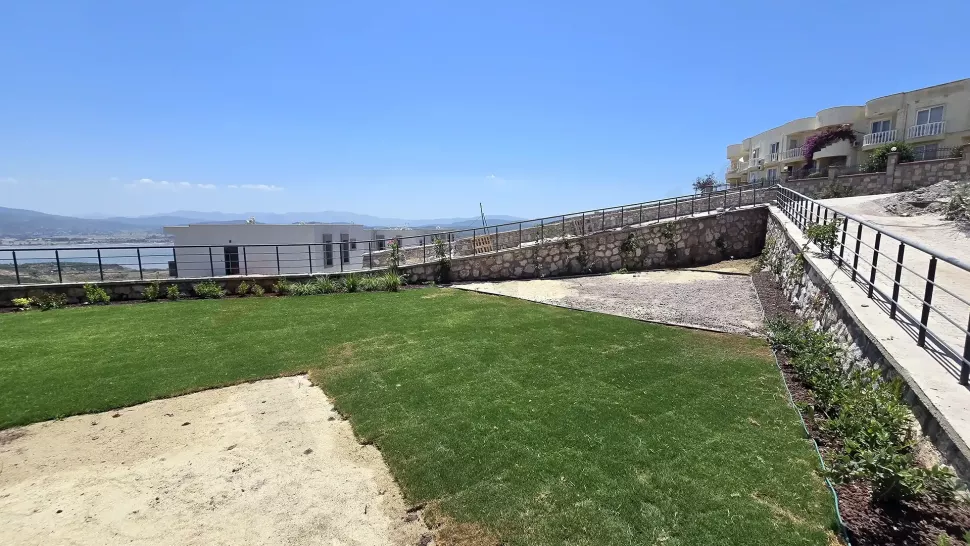 Modern Bodrum 1-Bedroom Apartment with Pool - Residence Permit Ready