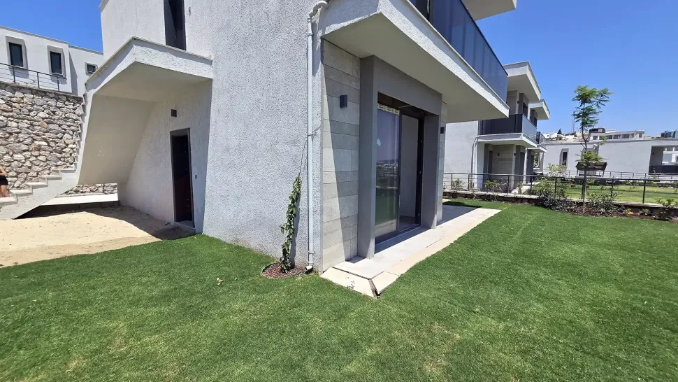 Modern Bodrum 1-Bedroom Apartment with Pool - Residence Permit Ready