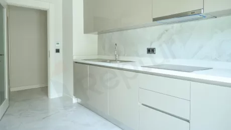 Spacious Bahçelievler Apartment with Indoor Pool & Gym in Istanbul