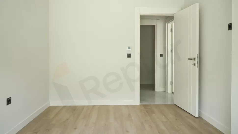 Spacious Bahçelievler Apartment with Indoor Pool & Gym in Istanbul
