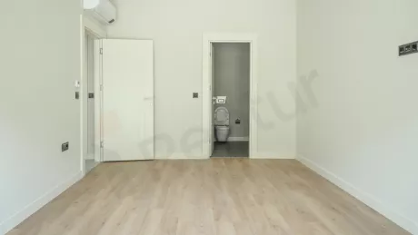Spacious Bahçelievler Apartment with Indoor Pool & Gym in Istanbul