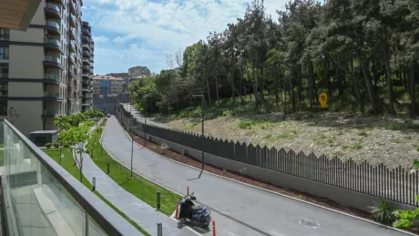 Spacious Bahçelievler Apartment with Indoor Pool & Gym in Istanbul