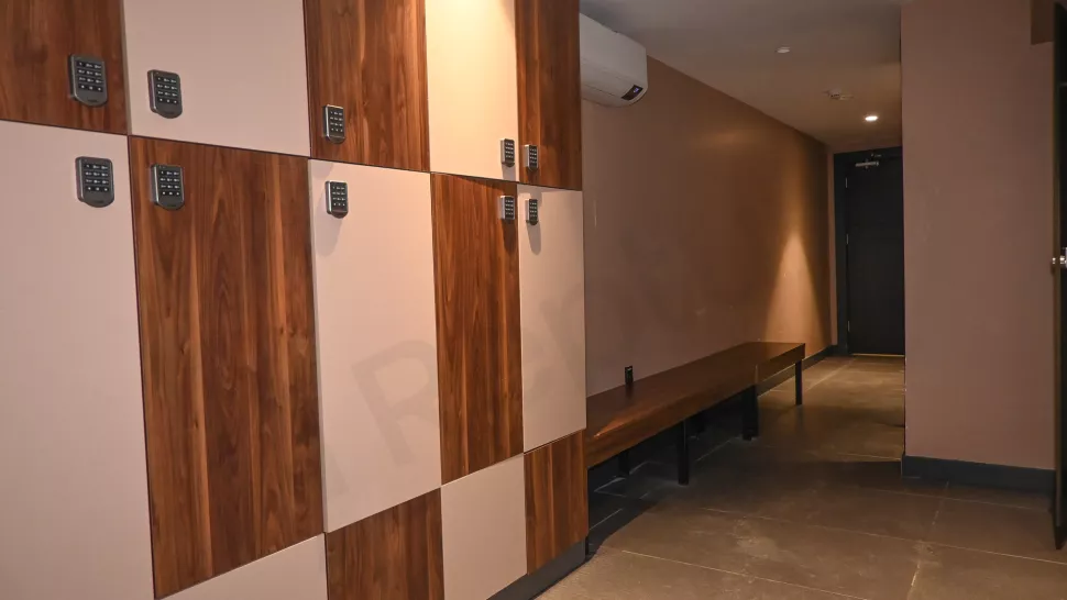 Spacious Bahçelievler Apartment with Indoor Pool & Gym in Istanbul