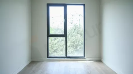 Modern Bahçelievler Istanbul Apartment with Indoor Pool & Gym