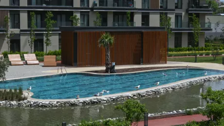Modern Bahçelievler Istanbul Apartment with Indoor Pool & Gym