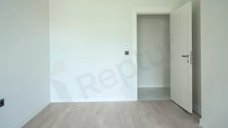 Modern Bahçelievler Apartment with Pool and Full Amenities