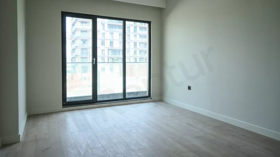 Modern Bahçelievler Apartment with Pool and Full Amenities