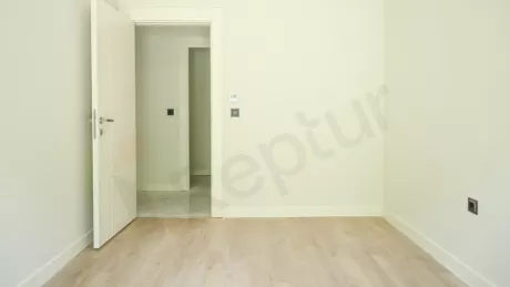 Luxury Bahcelievler Istanbul Apartment with Indoor Pool