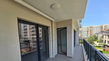 Modern and spacious balcony view of an apartment located in Beylikdüzü, Istanbul.