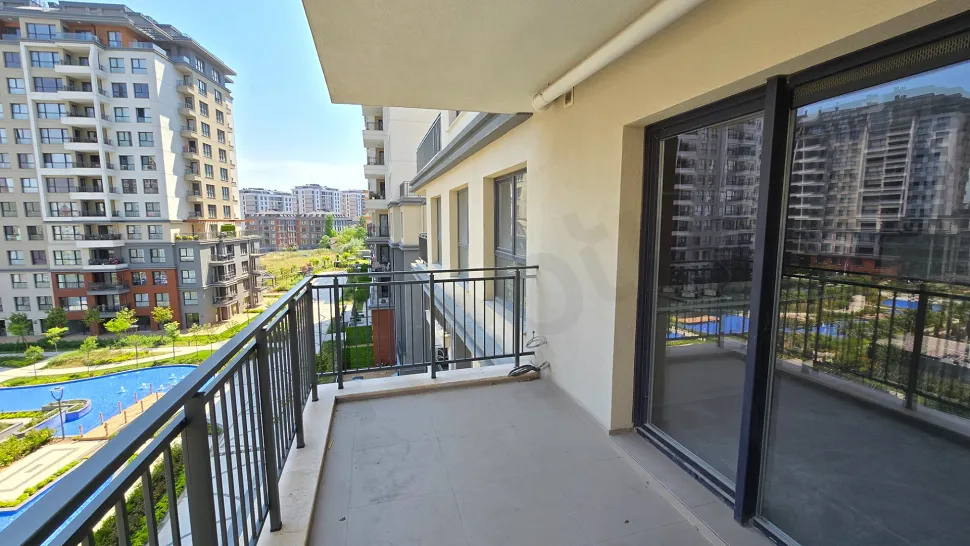Spacious and modern designed balcony area of a new building in Istanbul Beylikdüzü.