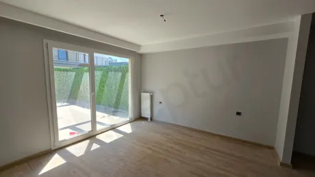 Modern and spacious bedroom interior in a luxury apartment in Beylikdüzü.