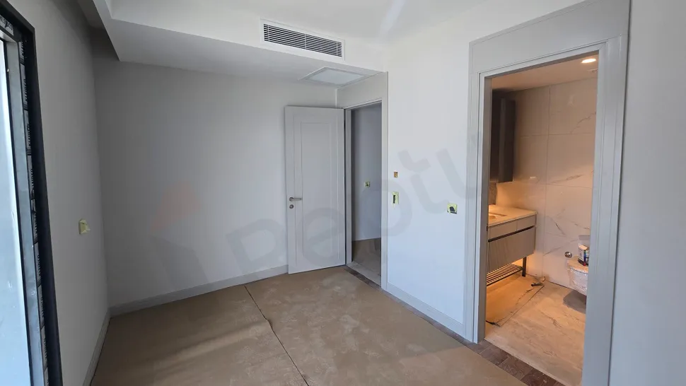 Luxury 2+1 Duplex with a Grand Terrace in Central Beşiktaş