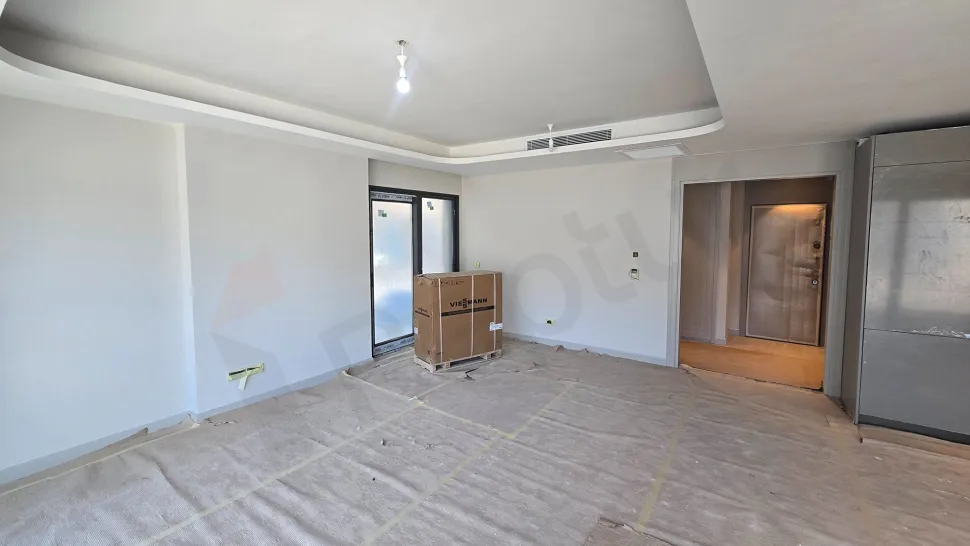 Luxury 2+1 Duplex with a Grand Terrace in Central Beşiktaş