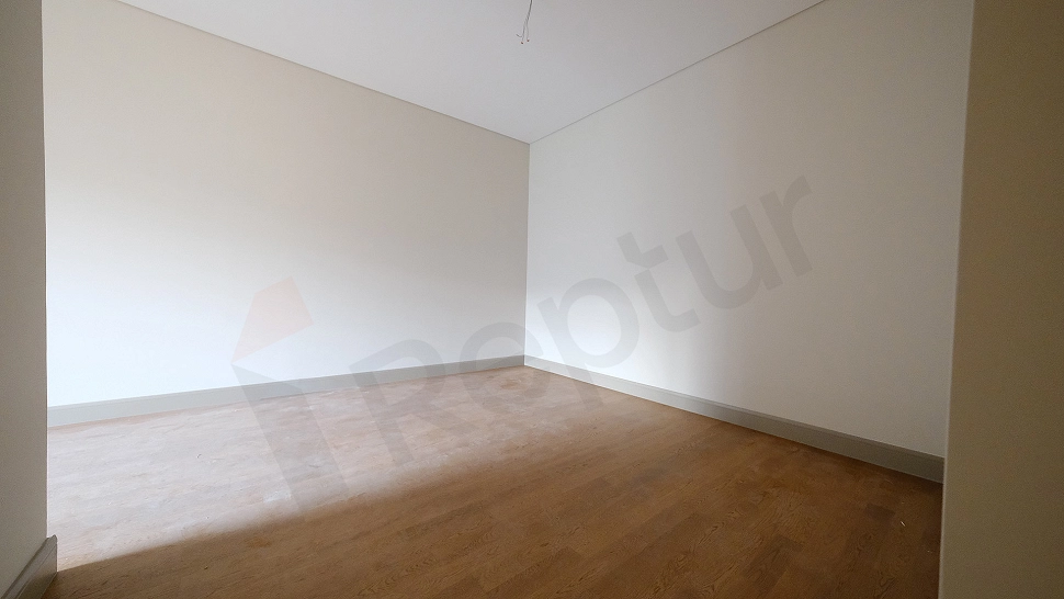 Image of a stylish and modern designed bedroom.