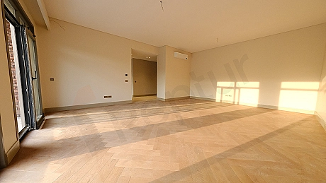 Spacious and bright living room.