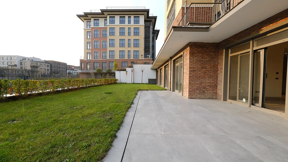 Image of a spacious terrace area.
