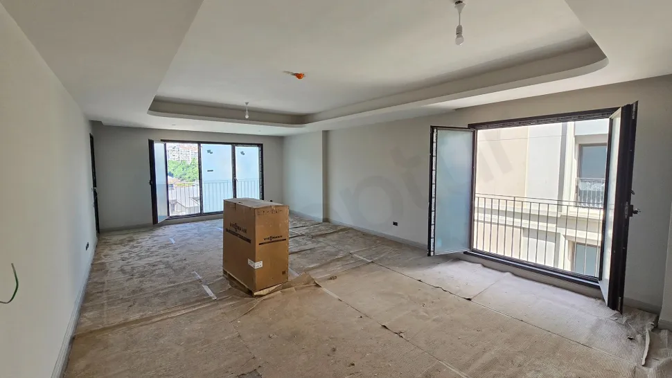 Luxury 4+1 Residence with a Closed Kitchen and Large Balcony in Beşiktaş