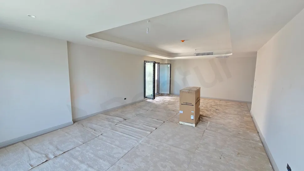 Luxury 4+1 Residence with a Closed Kitchen and Large Balcony in Beşiktaş