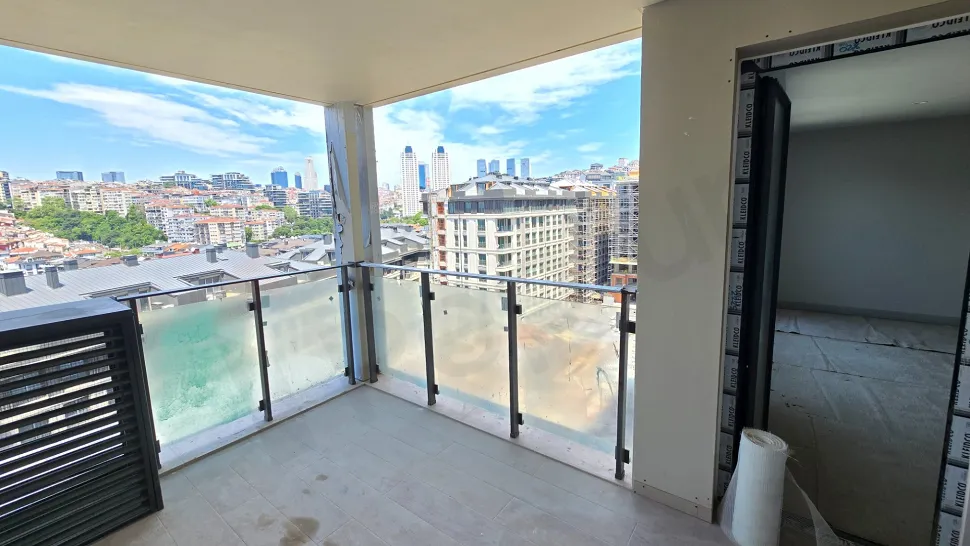 Luxury 4+1 Residence with a Closed Kitchen and Large Balcony in Beşiktaş