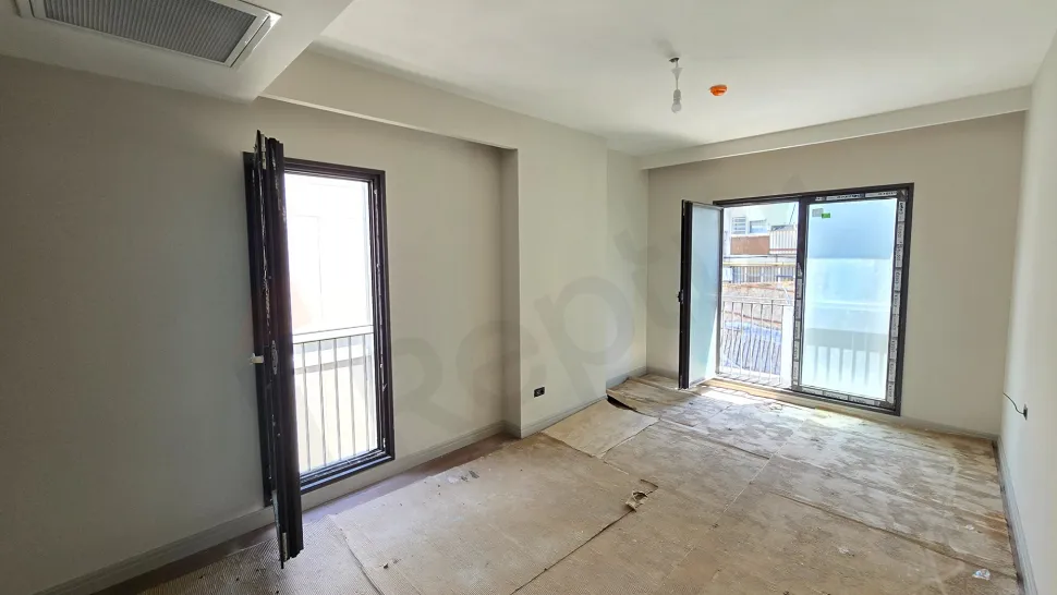 Luxury 4+1 Residence with a Closed Kitchen and Large Balcony in Beşiktaş