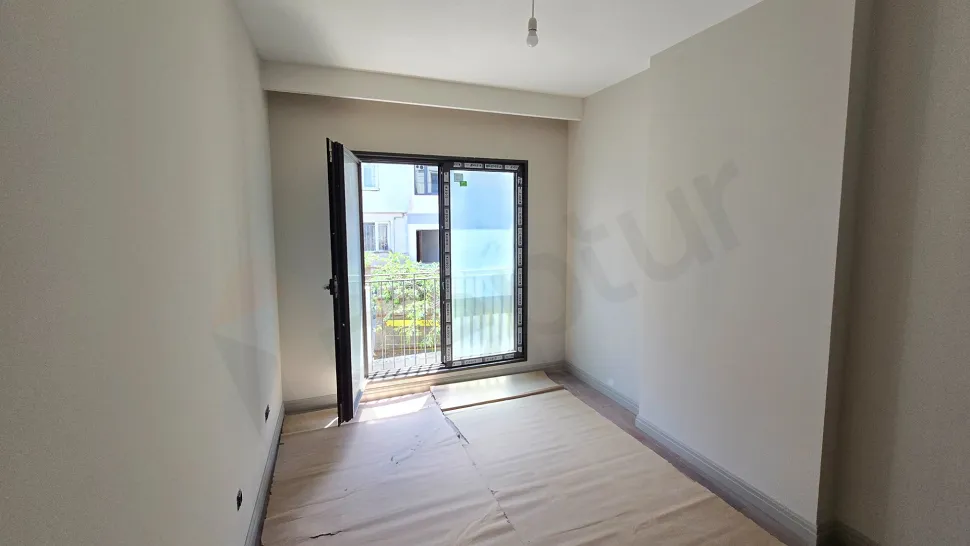 Luxury 4+1 Residence with a Closed Kitchen and Large Balcony in Beşiktaş