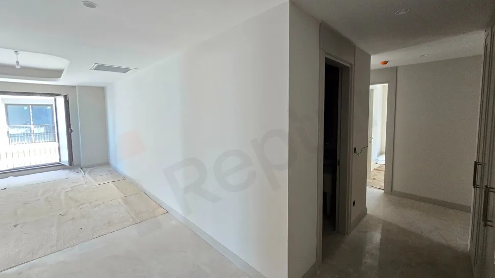 Luxury 4+1 Residence with a Closed Kitchen and Large Balcony in Beşiktaş