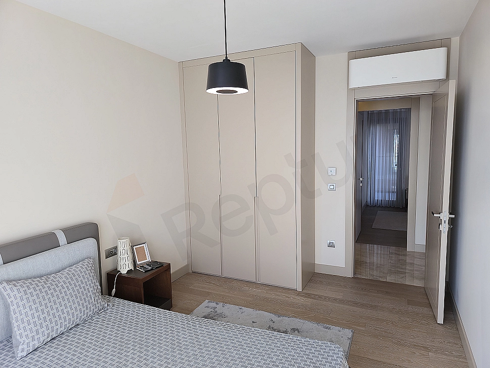 Modern designed, spacious and bright bedroom