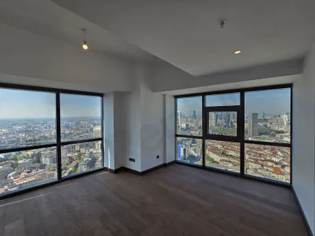 Majestic 3.5+1 Sky-Residence with a Closed Kitchen and Panoramic Vistas