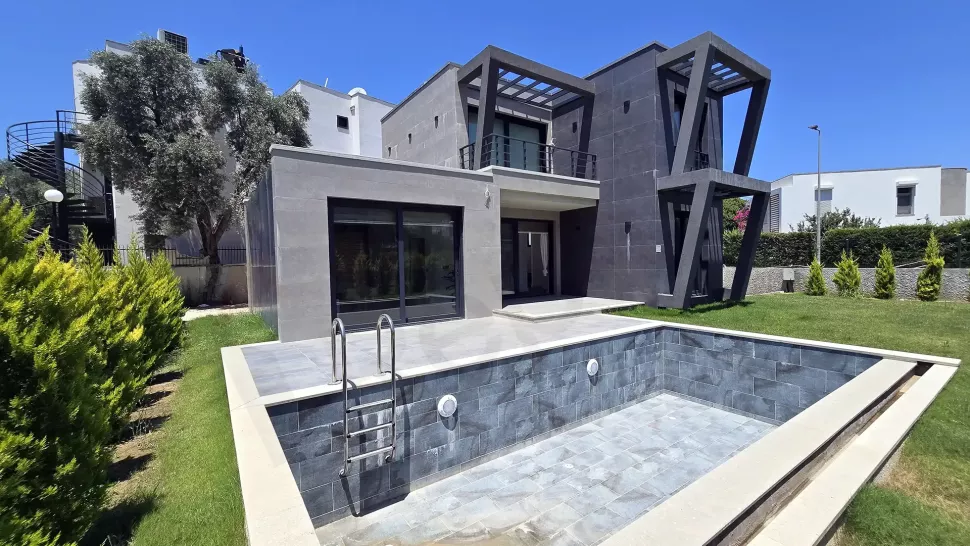 Bodrum Modern Villa: Private Pool, Furnished & Citizenship Ready