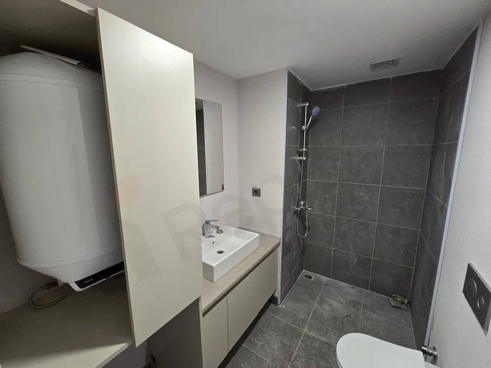Modern 1+0 Studio with City Views in Meydan Ardıçlı