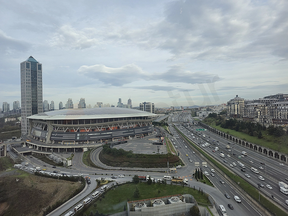 City view 2+1 apartment in Sarıyer, Istanbul.